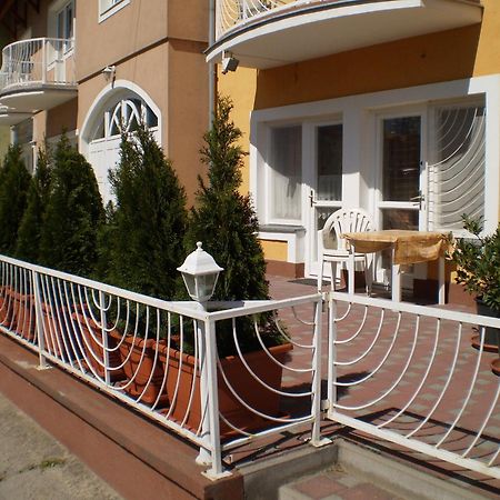 Tarr-Timea Apartmanok Keszthely Luaran gambar