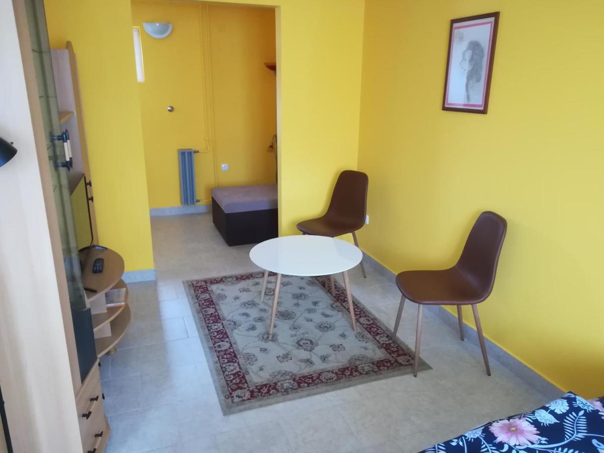 Tarr-Timea Apartmanok Keszthely Luaran gambar